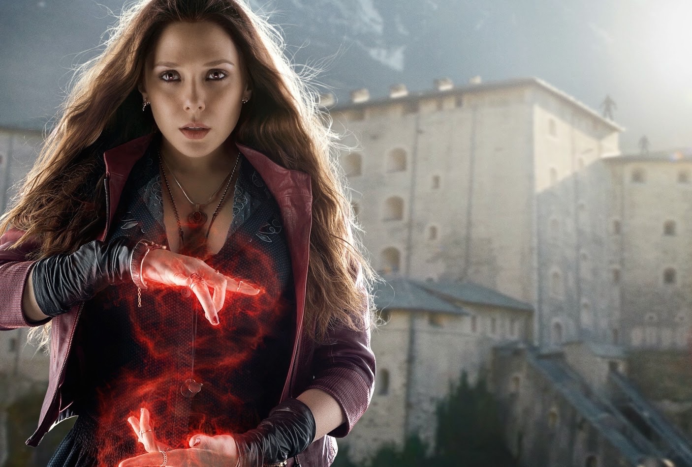 Elizabeth Olsen Reveals Scarlet Witch Allegiance In 'Captain America