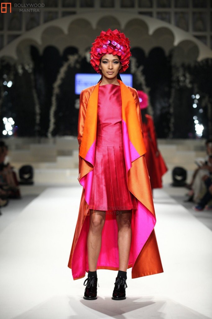 New Delhi Delivers Successful Amazon India Fashion Week 2015 | Fashion ...