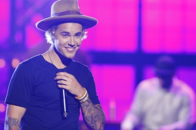 Justin Bieber Battles Deion Sanders On Lip Sync Battle Music News Conversations About Her