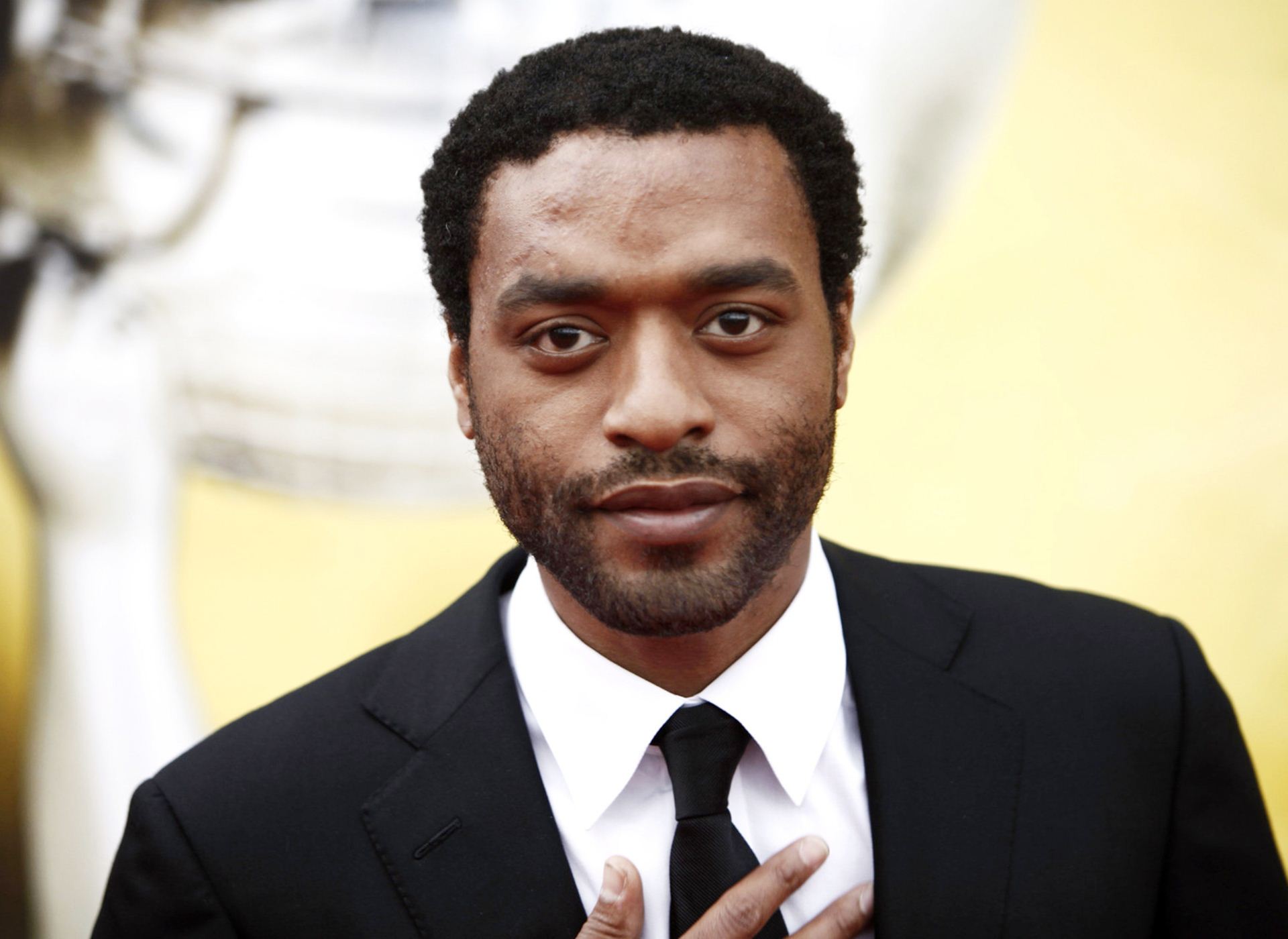 Chiwetel Ejiofor arrives at the 41st NAACP Image Awards on Friday, Feb. 26, 2010, in Los Angeles. (AP Photo/Matt Sayles)