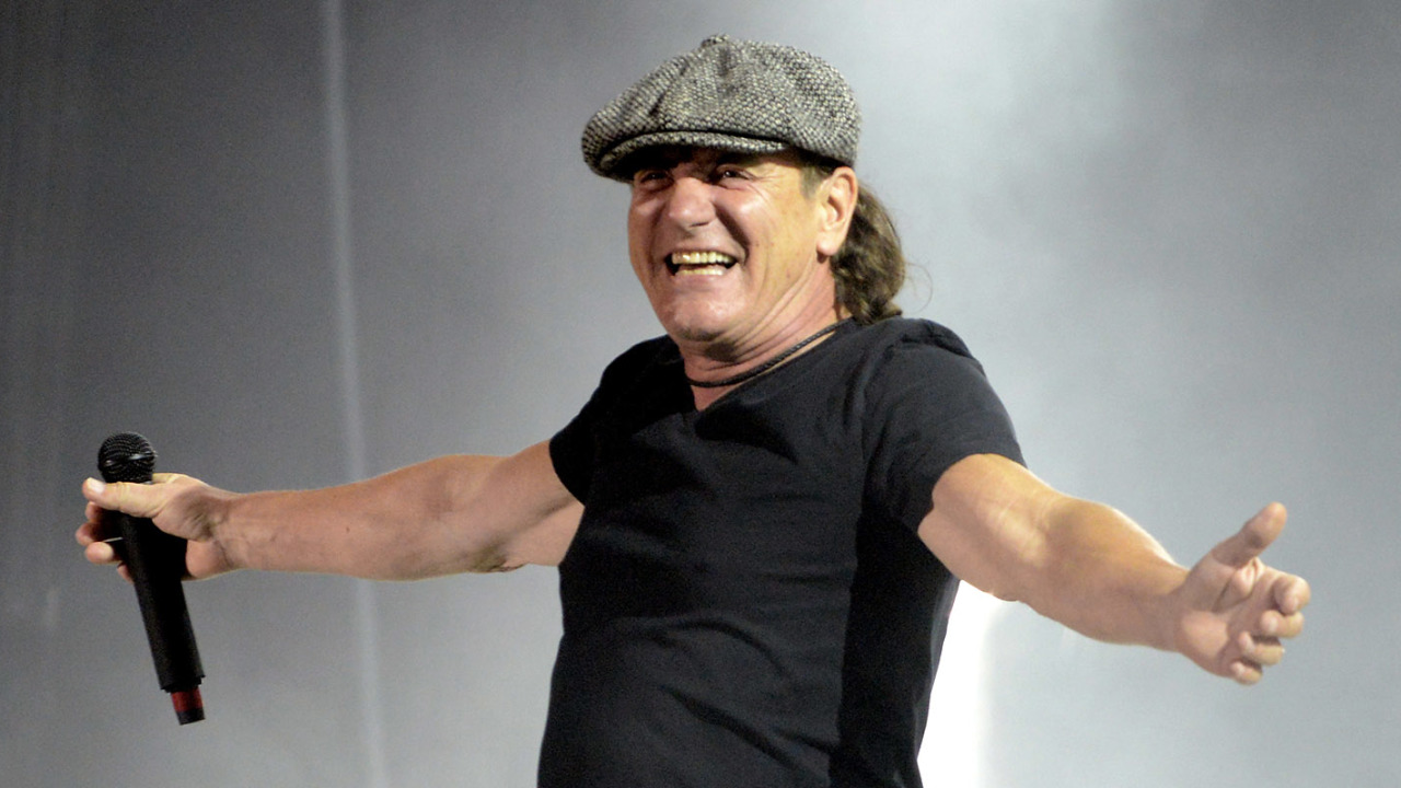 Information Bungalow Springe AC/DC Singer Brian Johnson Could Be Forced Into Retirement | Music News -  Conversations About HER