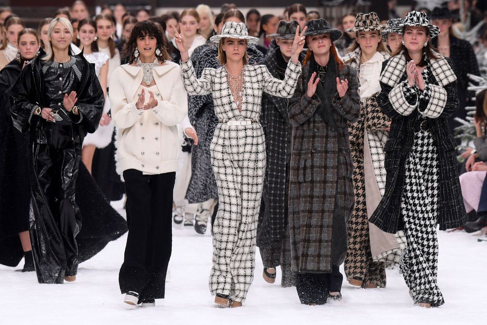 Chanel Celebrates Karl Lagerfeld At First Show Since His Passing