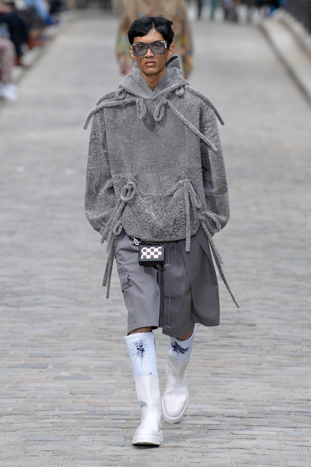 Louis Vuitton Collection Photos: Paris Fashion Week, Spring 2020 – Footwear  News