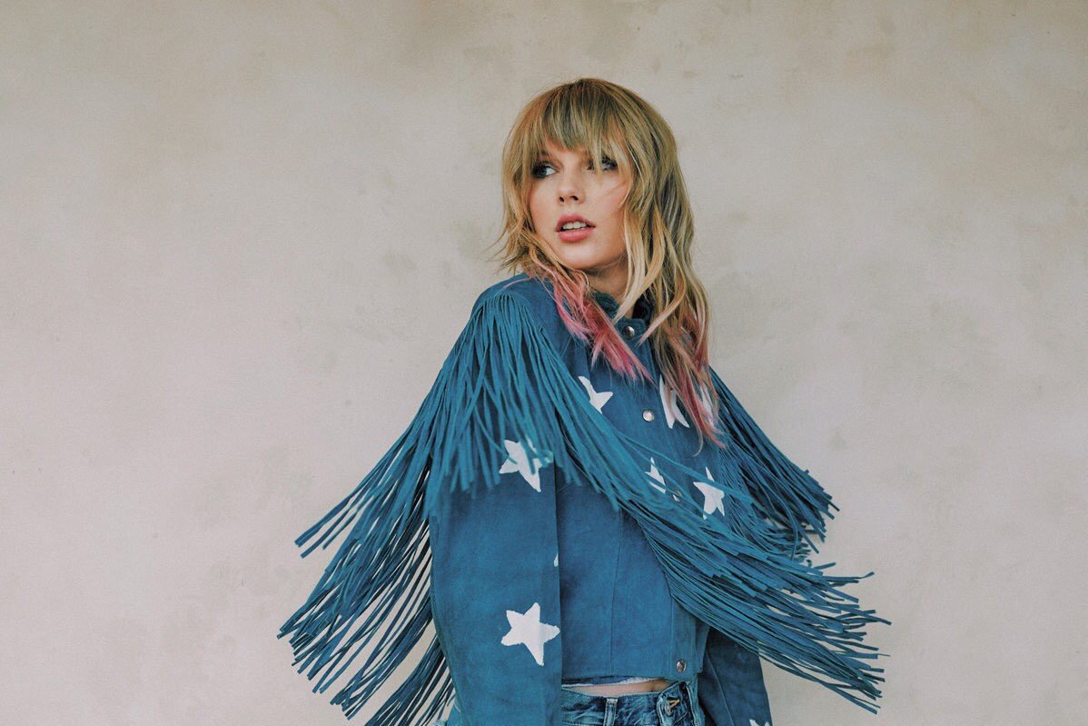Taylor Swift Shares Exclusive Lover Content On Love