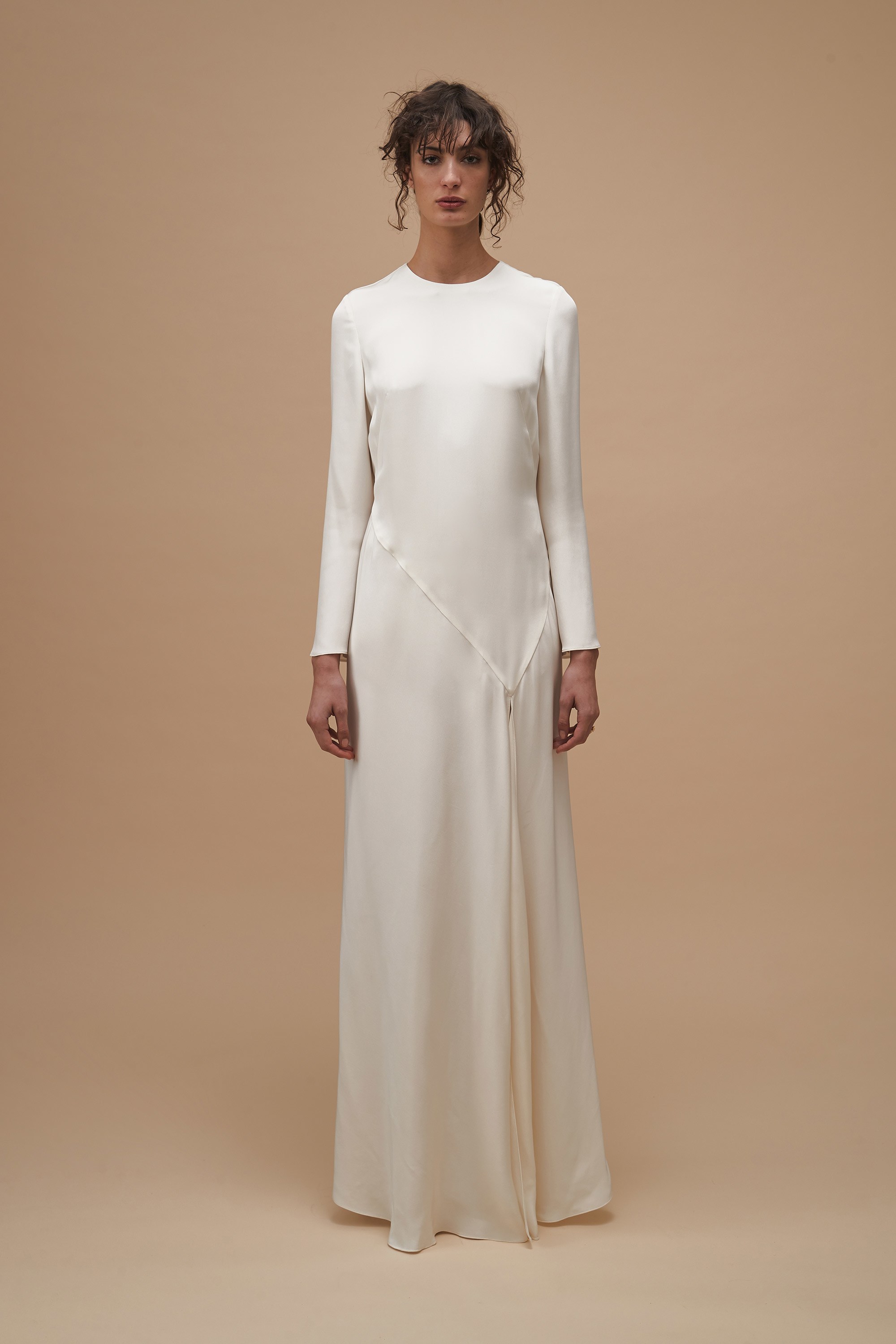Karen Walker Unveils Bespoke Modern Bridal Collection | Fashion News ...