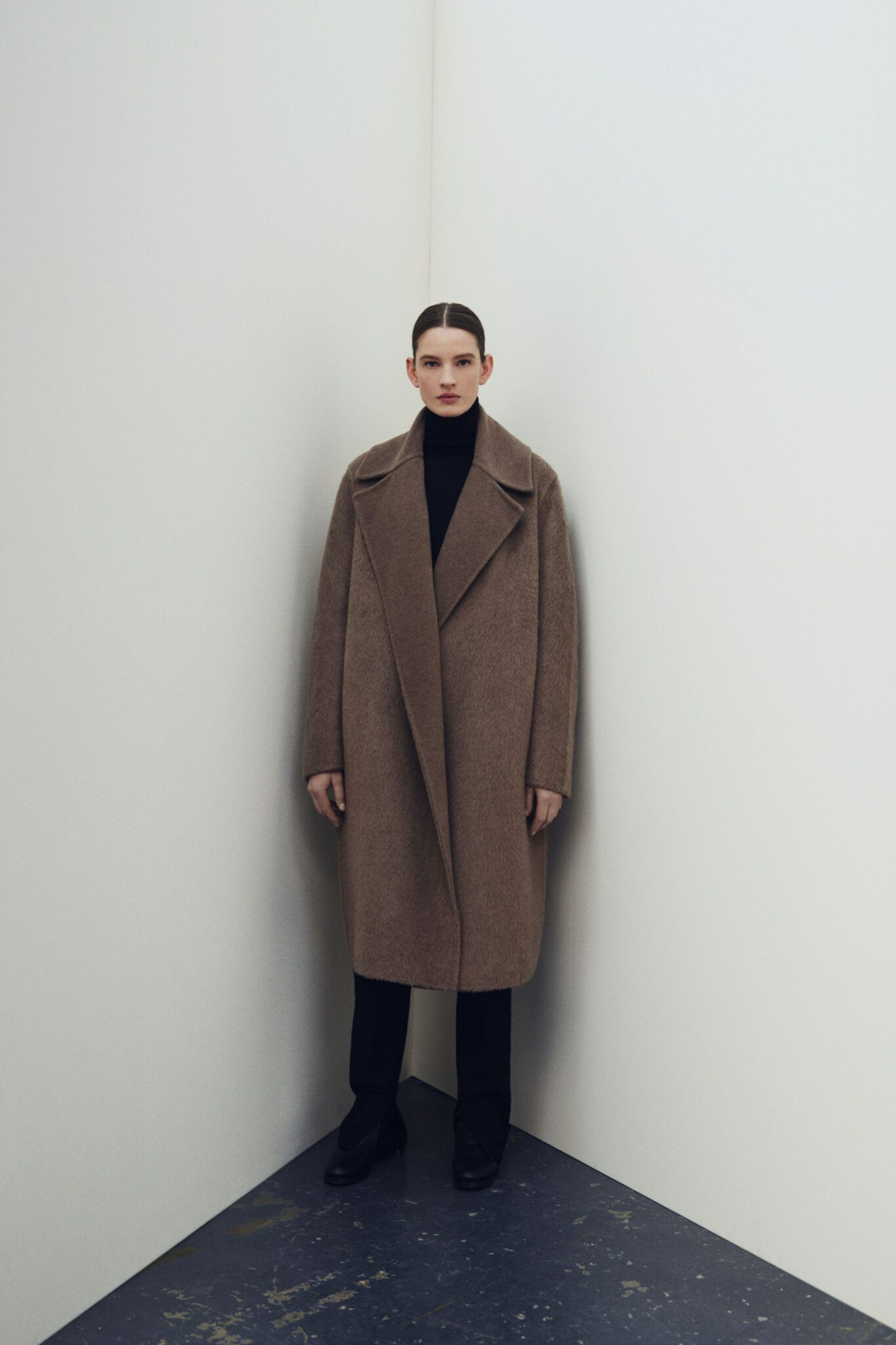 Max Mara Atelier Unveils New 2021 Fall Ready To Wear Collection