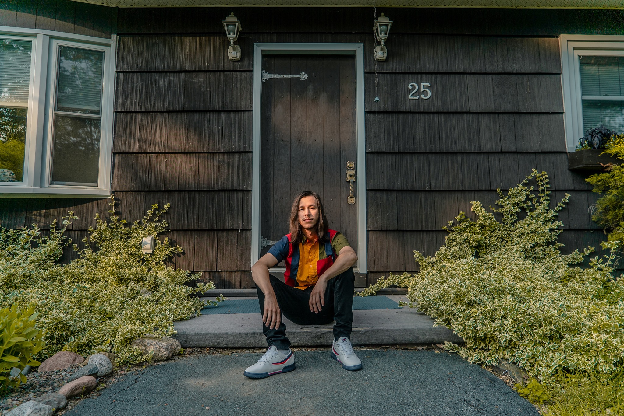 Nova Scotia Singer Sunsetto Unveils Emotional New Single ‘Don’t Leave’ | Music News