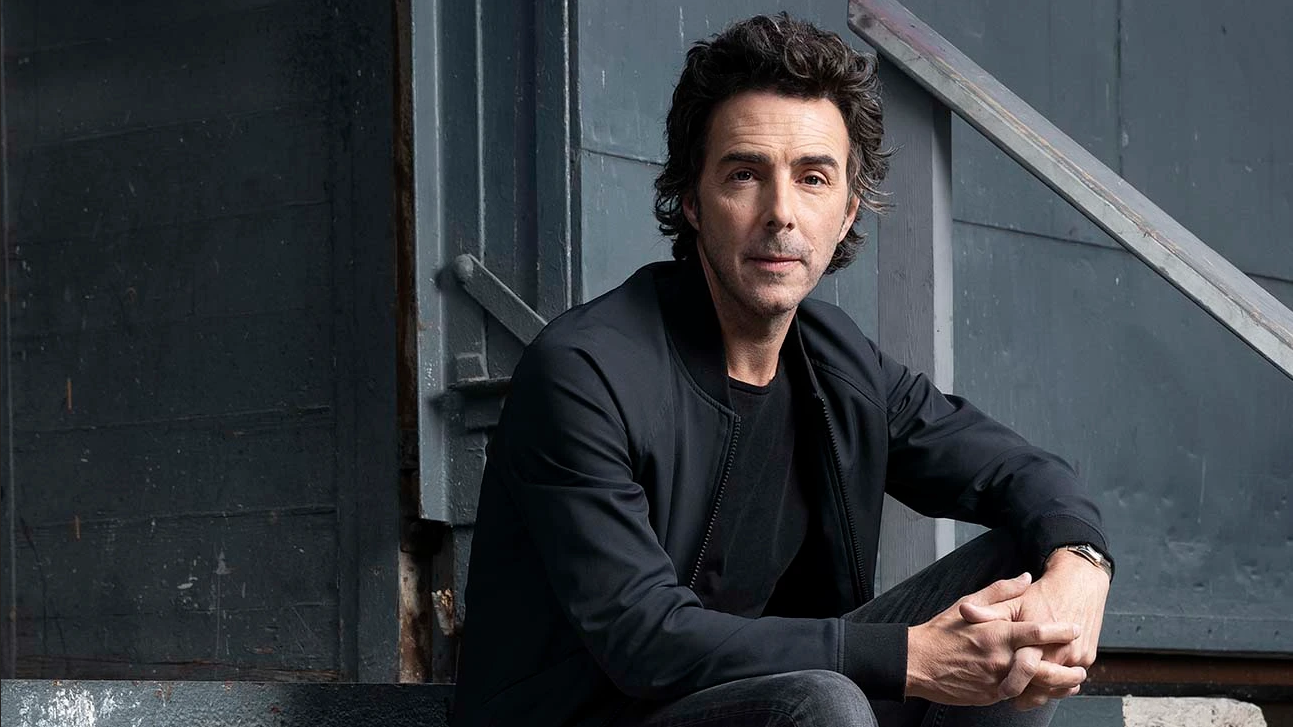 Free Guy' Director Shawn Levy To Helm De-Aging Father-Daughter Tale  'Backwards' - Conversations About HER
