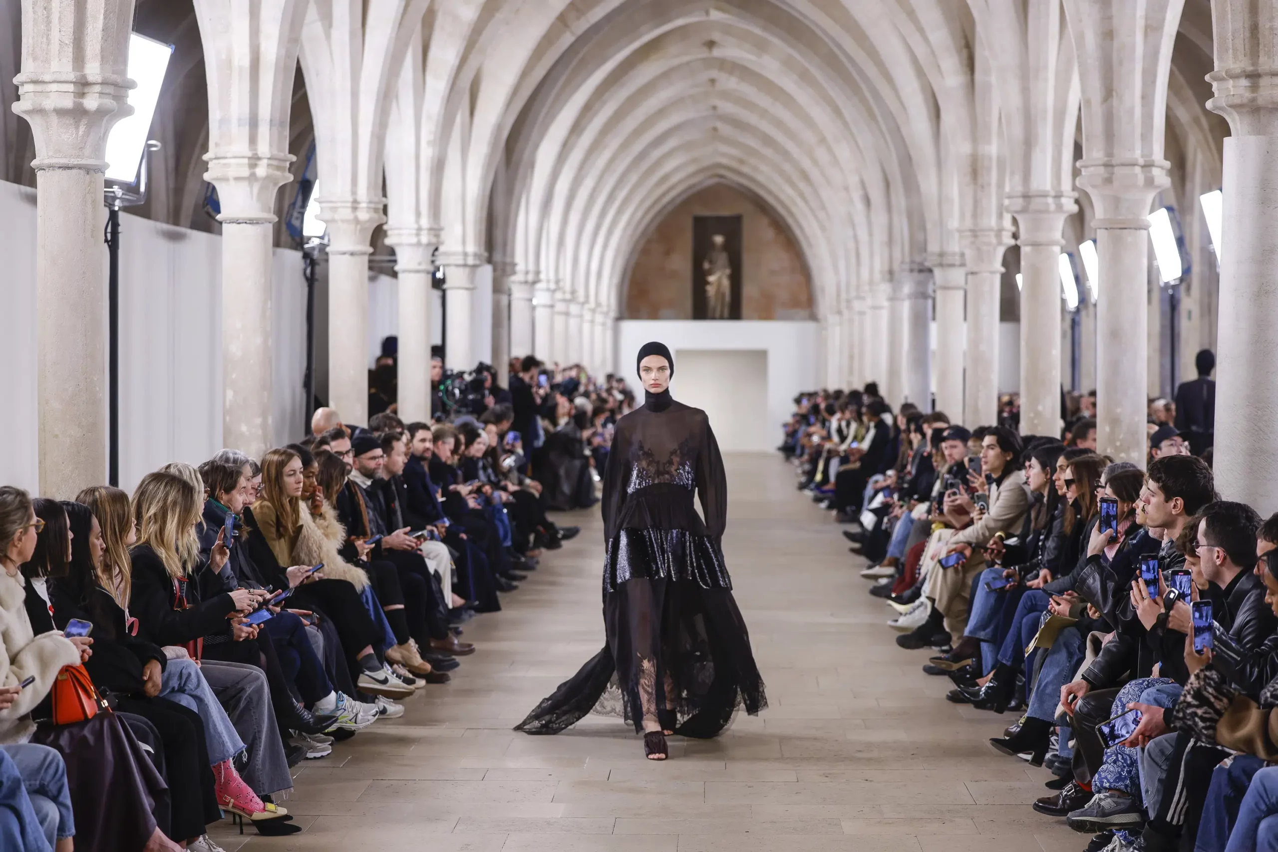 Fall/Winter 2023-2024 men's collections at Paris Fashion Week -Xinhua